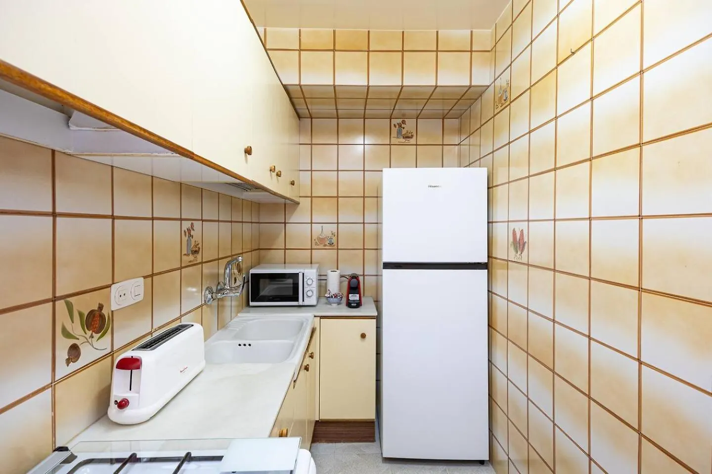 Cozy Apt In Cornella 2 Mins From The Metro La Gabarra 0*,  Spanyolország